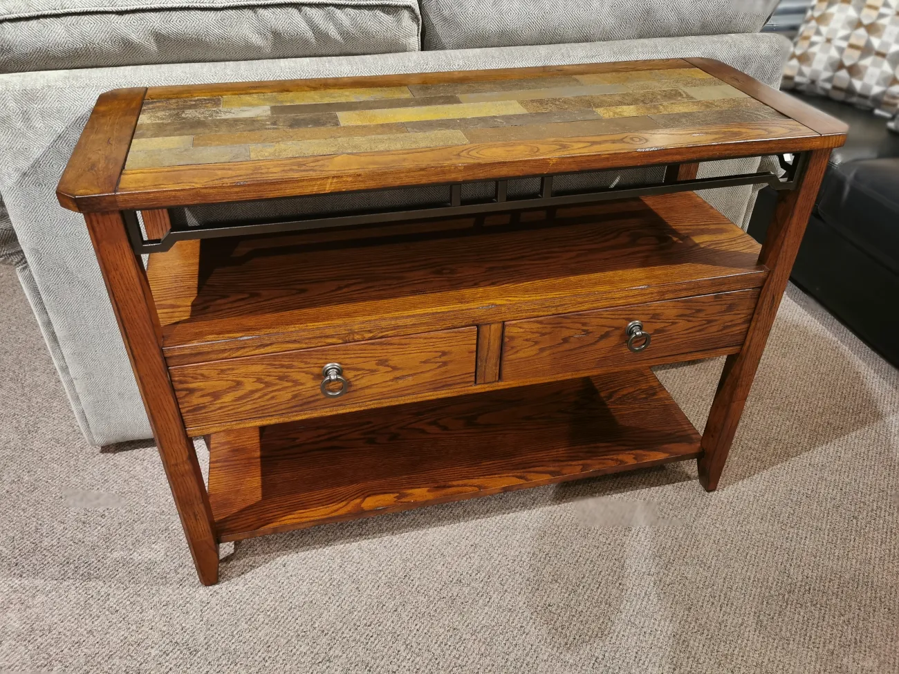 5013 Sofa Table